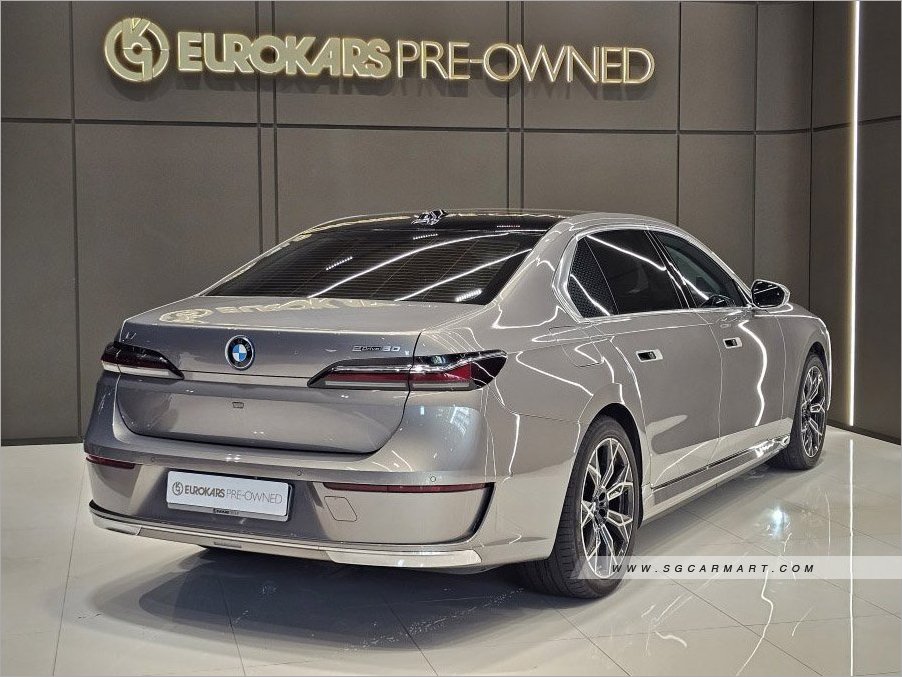 BMW i7 Electric eDrive50 Pinnacle
