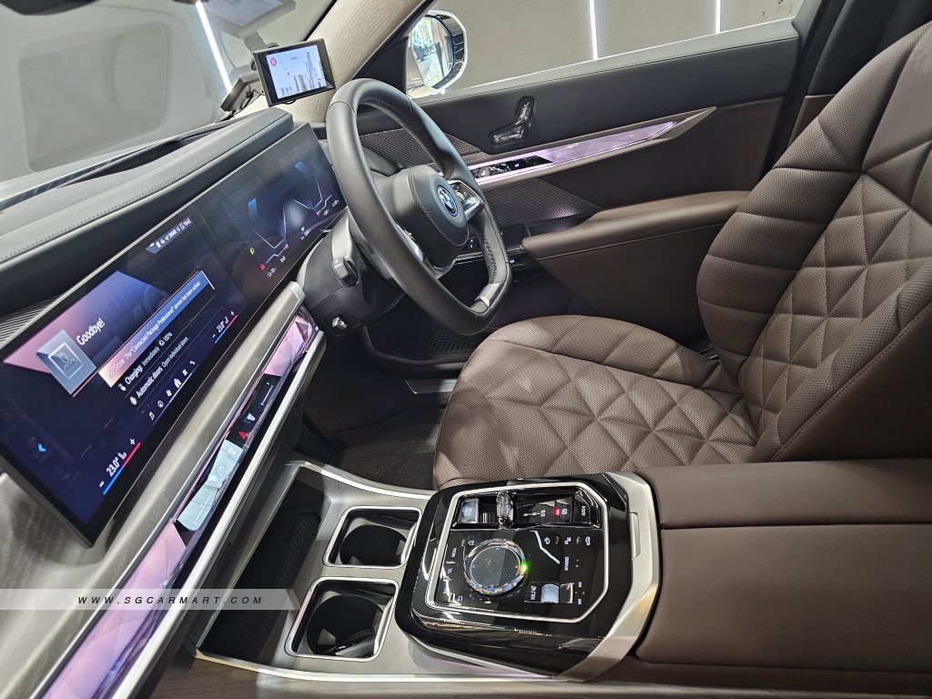 BMW i7 Electric eDrive50 Pinnacle