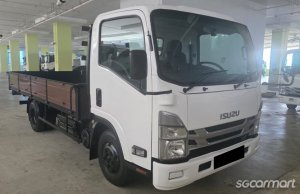 Isuzu NPR85