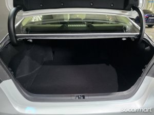 Toyota Camry Hybrid 2.5A Ascent