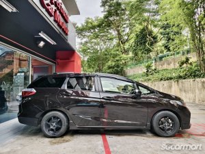 Honda Shuttle Hybrid 1.5A X