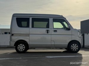 Nissan NV100