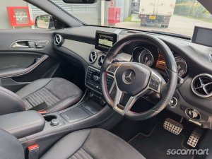 Mercedes-Benz CLA-Class CLA180 AMG Line Sunroof (COE till 02/2030)