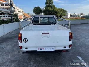 Mitsubishi Triton L200 Double-Cab 2.5M (COE till 04/2030)