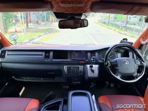 Toyota Hiace Commuter 2.8A GL