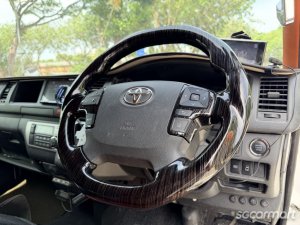 Toyota Hiace Commuter 2.8A GL