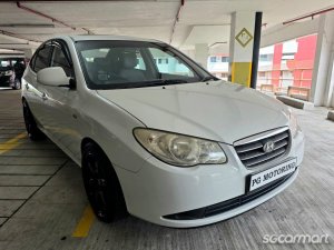 Hyundai Avante 1.6A Sunroof (COE till 11/2027)