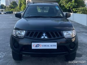 Mitsubishi Triton L200 Single-Cab 2.5M (COE till 07/2029)