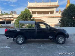 Mitsubishi Triton L200 Single-Cab 2.5M (COE till 07/2029)