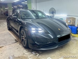 Porsche Taycan Electric 4