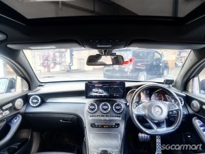 Mercedes-Benz GLC-Class GLC250d Coupe AMG Line 4MATIC Sunroof