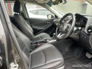 Mazda 2 1.5A Standard Plus