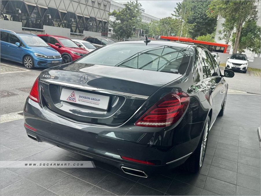 BMW 5 Series 523i Highline - Side Front