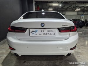 BMW 3 Series 318i Highline