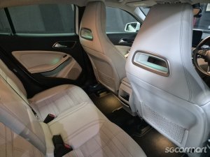 Mercedes-Benz GLA-Class GLA180