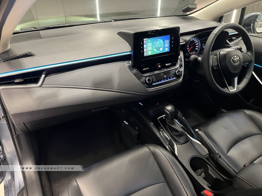 Toyota Corolla Altis 1.6A Standard