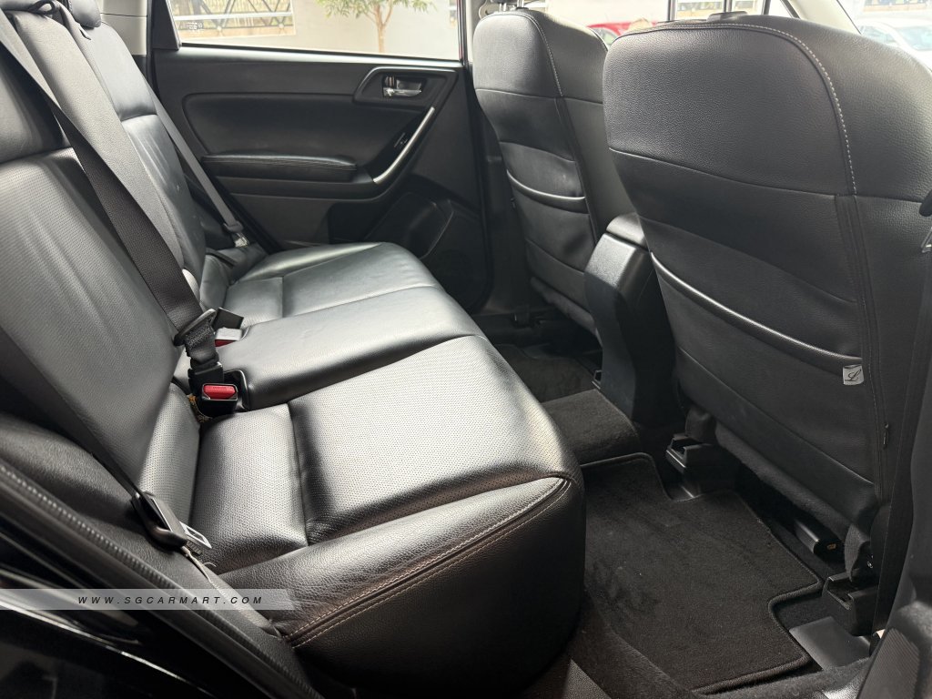 BMW 5 Series 523i Highline - Side Front