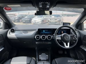 Mercedes-Benz GLA-Class GLA200 Sport Executive