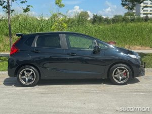 Honda Fit 1.3A G F-Package