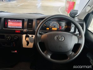 Toyota Hiace 3.0A DX (New 5-yr COE)