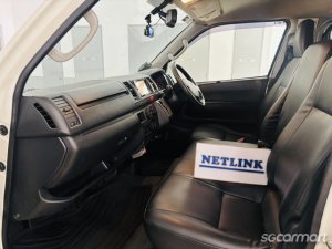 Toyota Hiace 3.0A DX (New 5-yr COE)