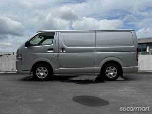 Toyota Hiace 3.0M