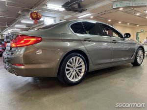 BMW 5 Series 520i Luxury