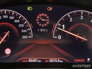 BMW 5 Series 520i Luxury