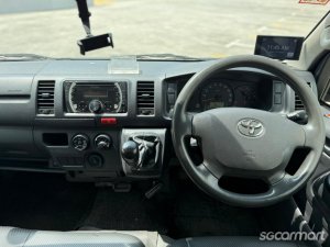 Toyota Hiace 3.0M (COE till 07/2034)