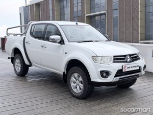 Mitsubishi Triton L200 Double-Cab 2.5A (COE till 10/2030)