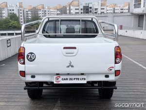 Mitsubishi Triton L200 Double-Cab 2.5A (COE till 10/2030)