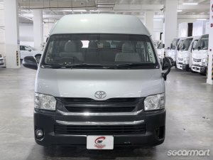 Toyota Hiace Commuter 3.0A GL High Roof