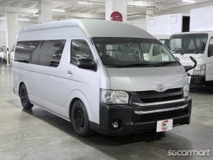 Toyota Hiace Commuter 3.0A GL High Roof