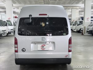 Toyota Hiace Commuter 3.0A GL High Roof