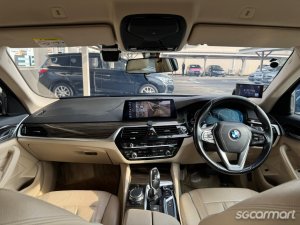 BMW 5 Series 520i