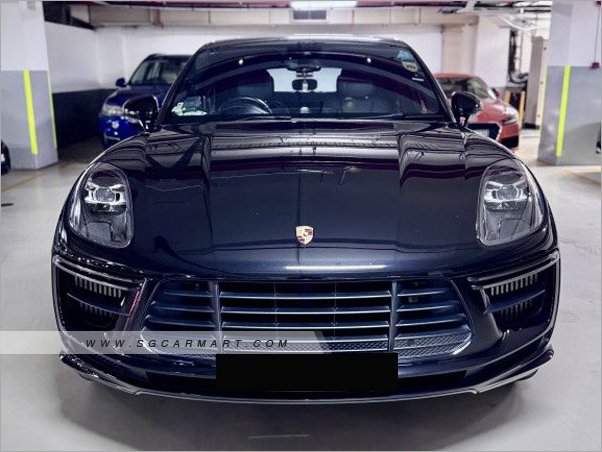 Porsche Macan