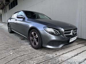 Mercedes-Benz E-Class E200 AMG Line Sunroof