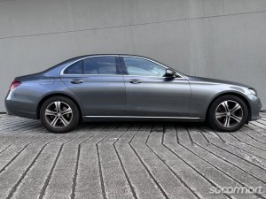 Mercedes-Benz E-Class E200 AMG Line Sunroof