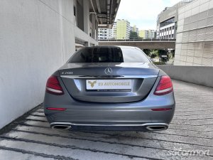 Mercedes-Benz E-Class E200 AMG Line Sunroof