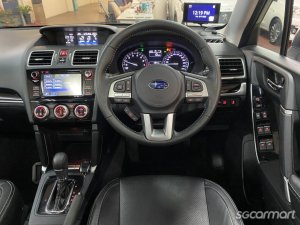 Subaru Forester 2.0i-L Sunroof