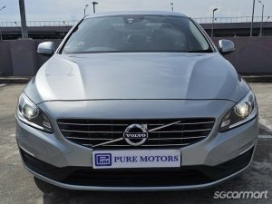 Volvo S60 T5