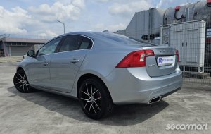 Volvo S60 T5