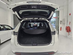 Toyota Harrier 2.0A Elegance Panoramic Roof (New 5-yr COE)