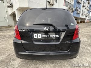 Honda Fit 1.3A G (COE till 01/2031)