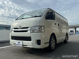 Toyota Hiace 3.0M (New 5-yr COE)