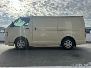 Toyota Hiace 3.0M (New 5-yr COE)