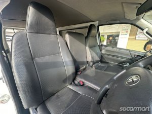 Toyota Hiace 3.0M (New 5-yr COE)