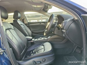 Audi A3 Sedan 1.4A TFSI Attraction