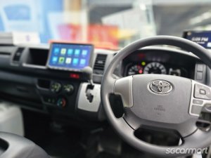 Toyota Hiace Commuter 2.8A GL High Roof