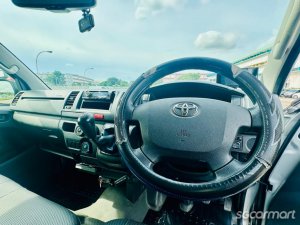 Toyota Hiace 3.0M